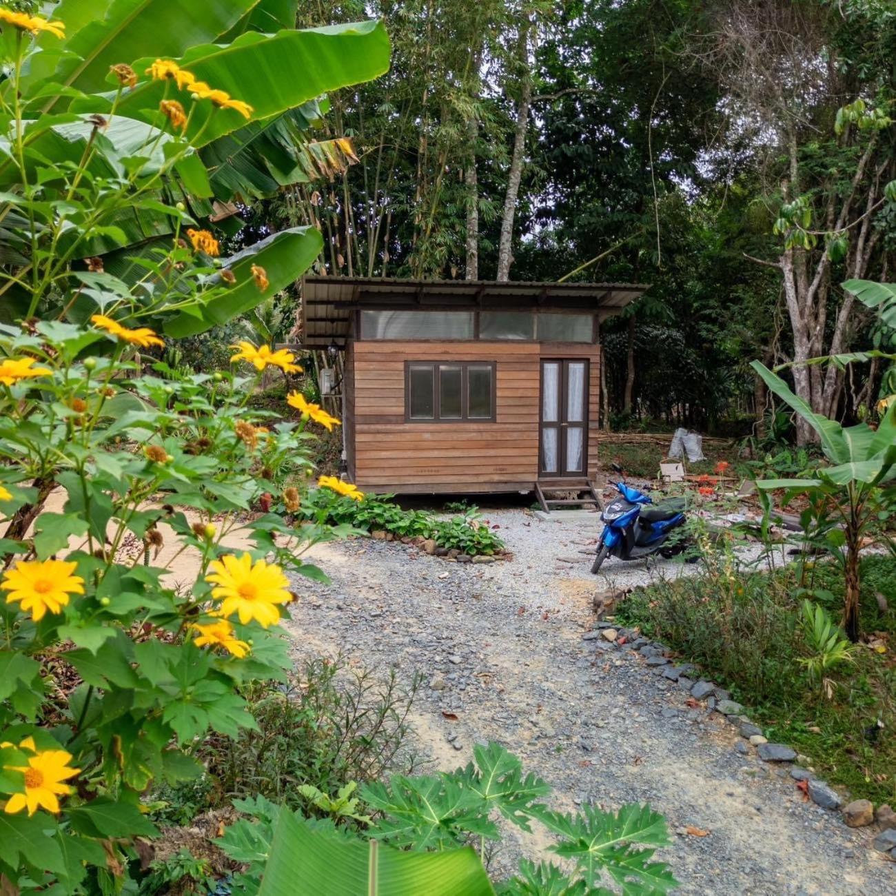 Kebun Lisdtari Farmstay Air Hangat Екстер'єр фото